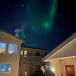 Marta's Home-cozy Near The Airport * Andselv