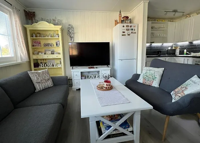Marta's Home-cozy Near The Airport * Andselv